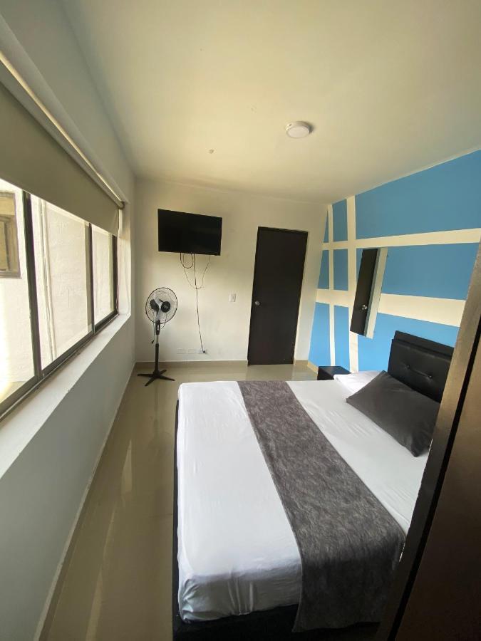33 Hotel Bulerias Medellín Esterno foto