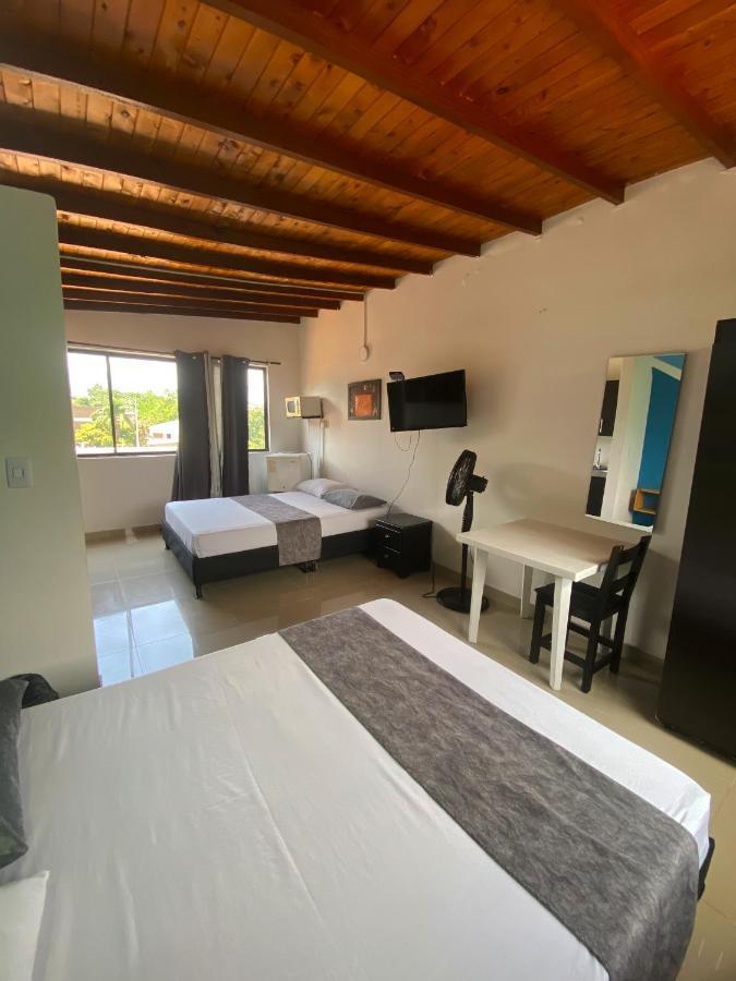 33 Hotel Bulerias Medellín Esterno foto