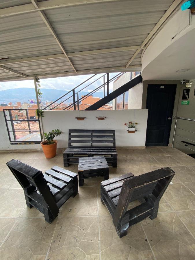 33 Hotel Bulerias Medellín Esterno foto