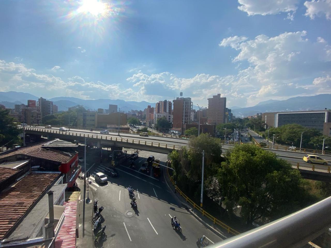 33 Hotel Bulerias Medellín Esterno foto