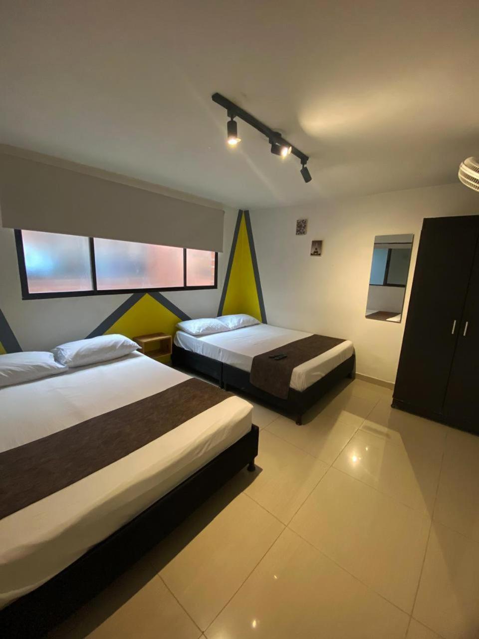 33 Hotel Bulerias Medellín Esterno foto
