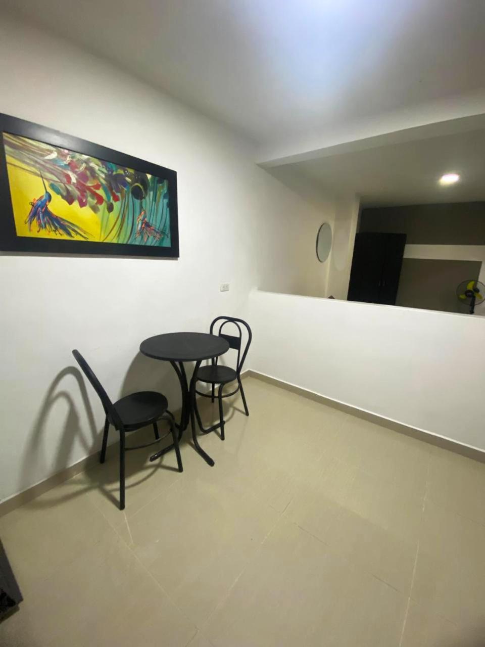 33 Hotel Bulerias Medellín Esterno foto