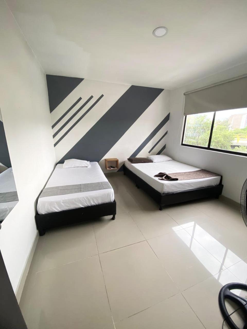 33 Hotel Bulerias Medellín Esterno foto