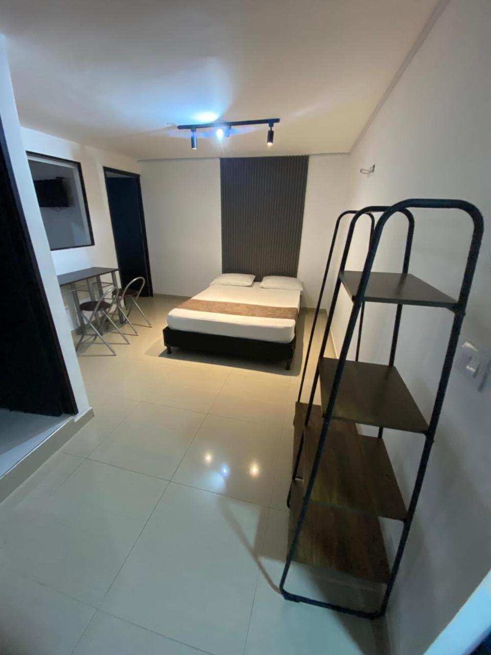 33 Hotel Bulerias Medellín Esterno foto