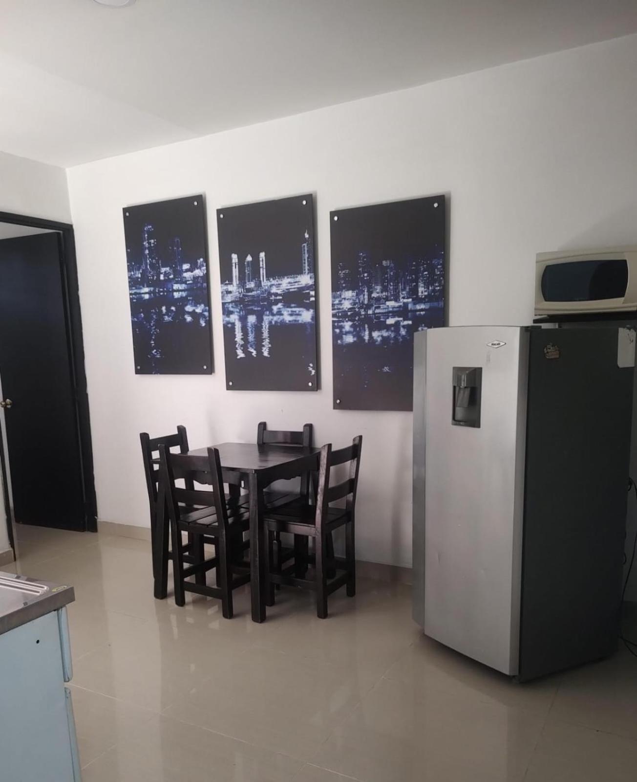 33 Hotel Bulerias Medellín Esterno foto